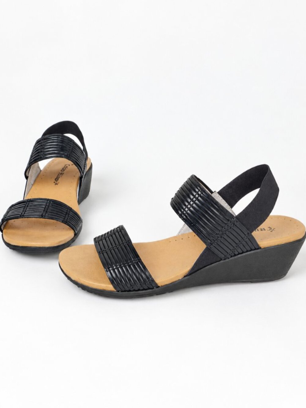 Baretraps Melody Wedge Sandals Black Ankle Strap Open Toe Resort Comfort Size 6